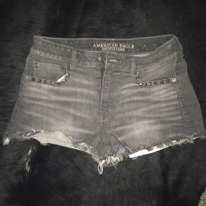 American Eagle High waisted shorts